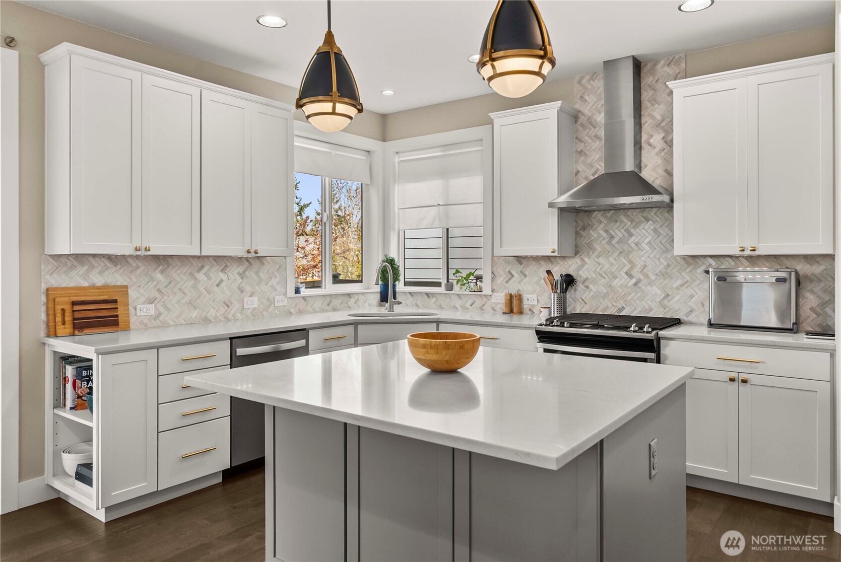 8022 197th Avenue E, Bonney Lake, WA 98391