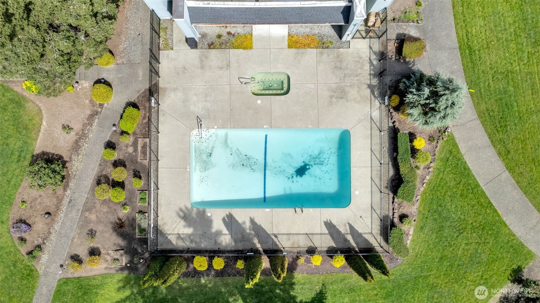 4717 W Lake Sammamish Pkwy SE #C305, Sammamish, WA 98027