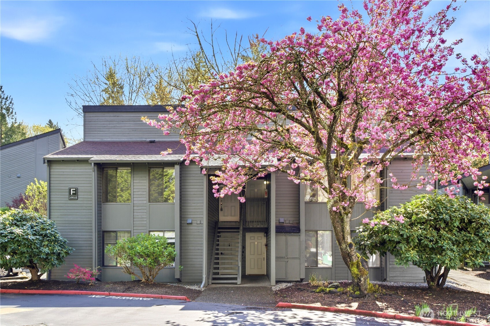 10013 NE 123rd Street #C, Kirkland, WA 98034