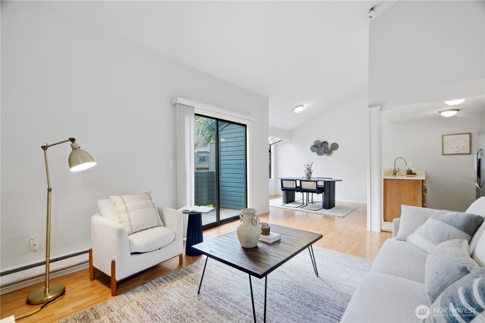 10013 NE 123rd Street #C, Kirkland, WA 98034