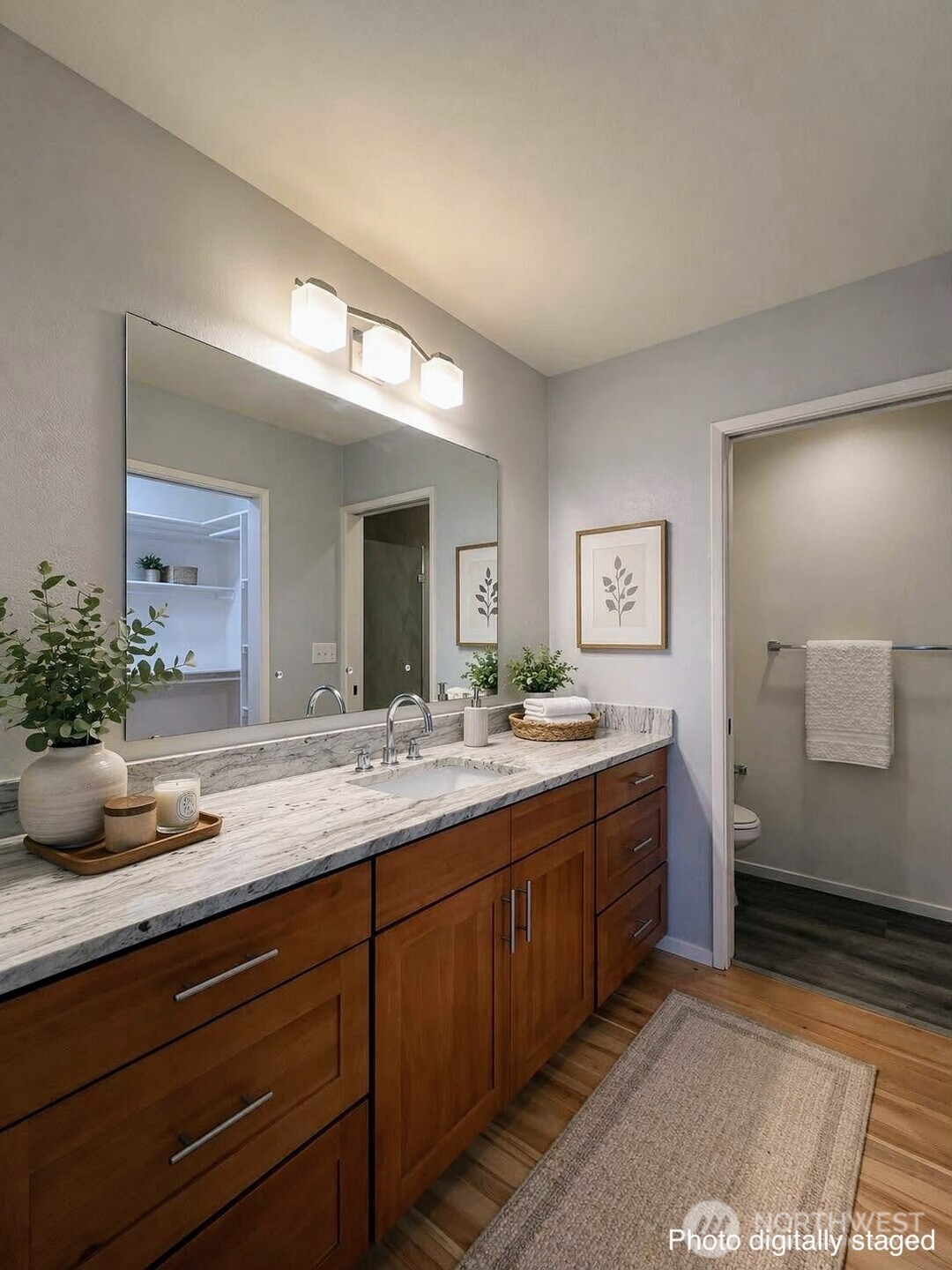 210 Boylston Avenue E #103, Seattle, WA 98102