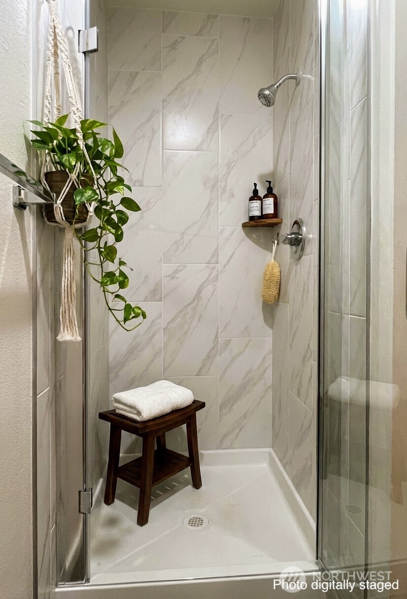 210 Boylston Avenue E #103, Seattle, WA 98102