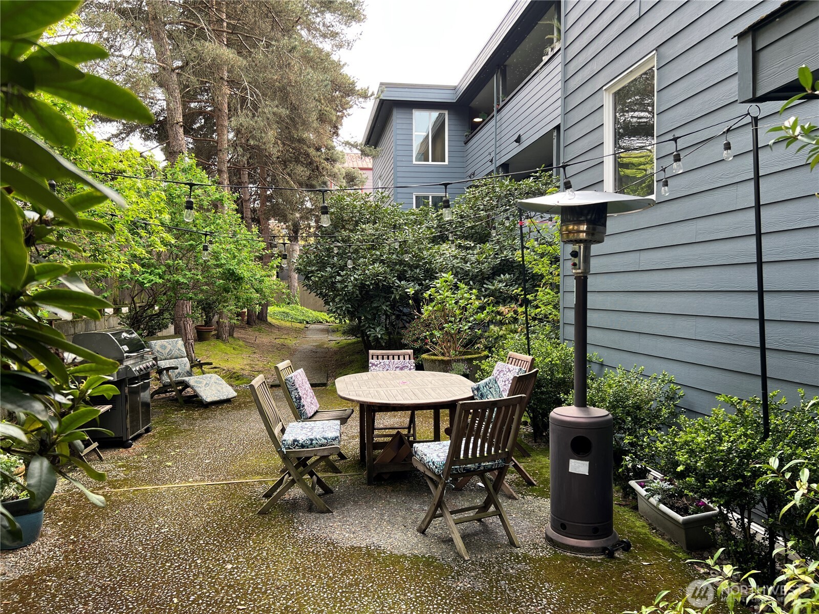 210 Boylston Avenue E #103, Seattle, WA 98102