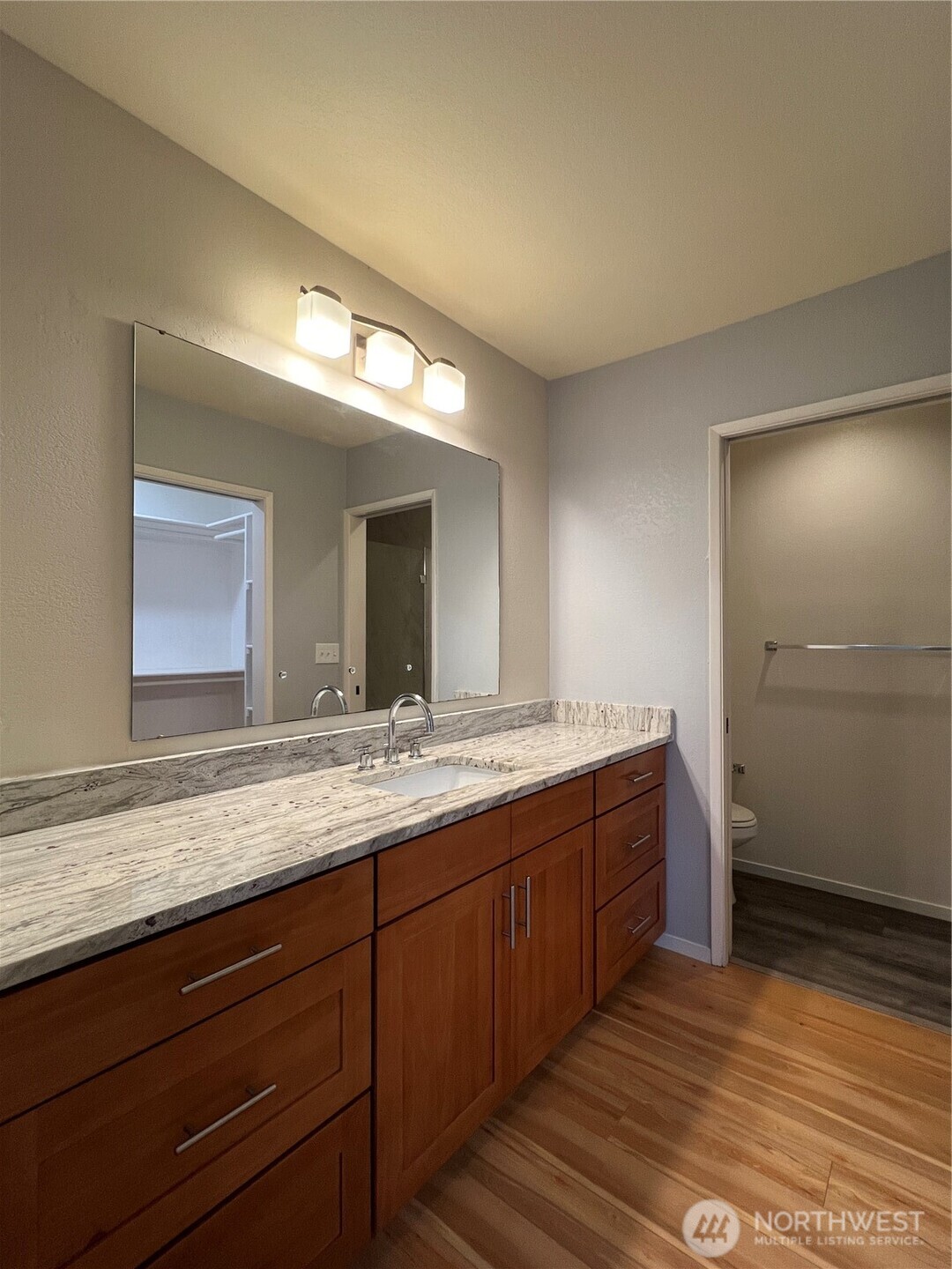 210 Boylston Avenue E #103, Seattle, WA 98102