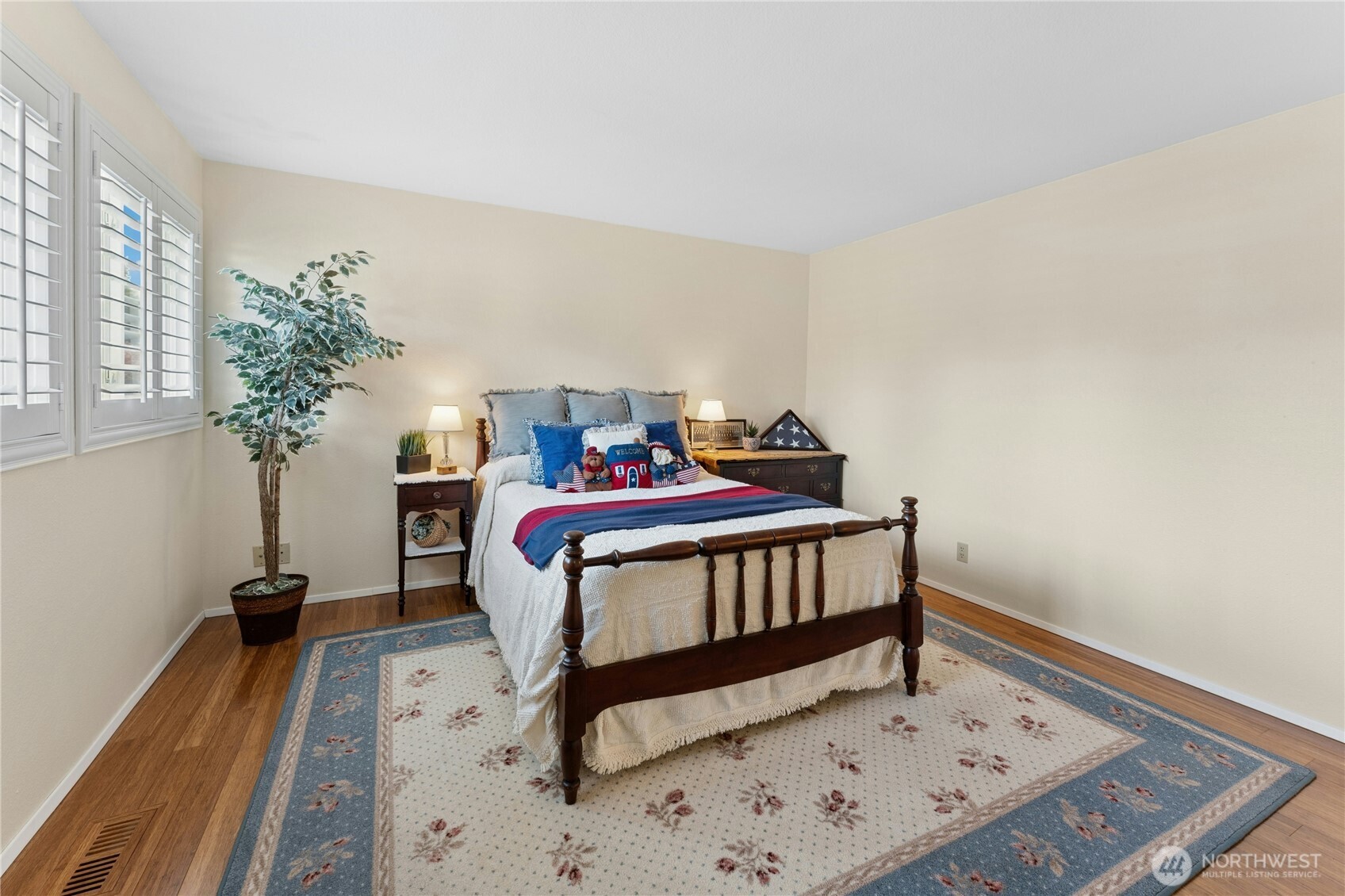 4220 192nd Street SW, Lynnwood, WA 98036