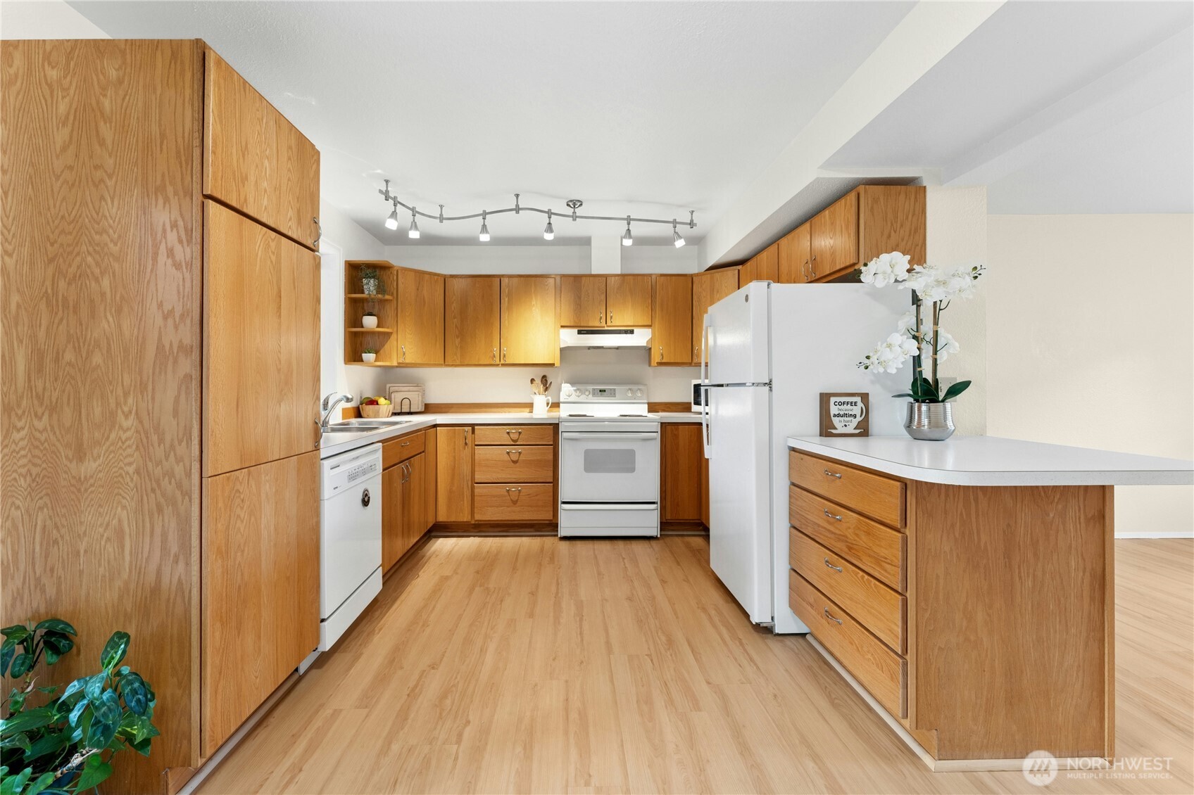 4220 192nd Street SW, Lynnwood, WA 98036