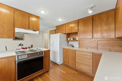 4220 192nd Street SW, Lynnwood, WA 98036 - Photo 9