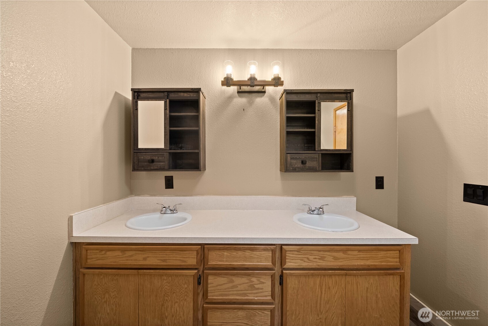 1705 Alder Street , Milton, WA 98354