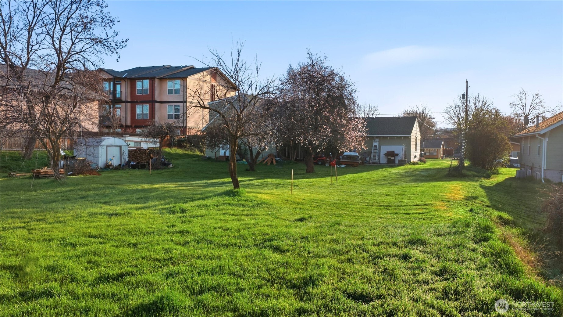 1420 S College Avenue #3, College Place, WA 99324