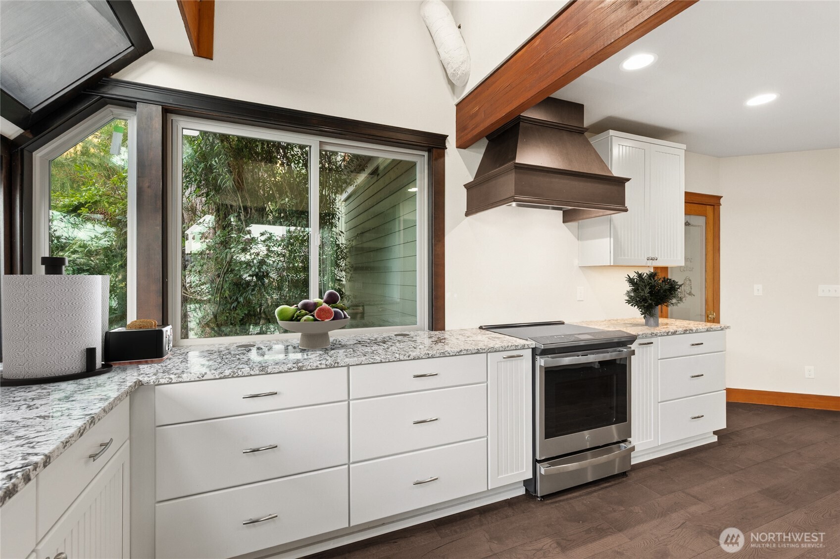 1105 14th Avenue , Fox Island, WA 98333