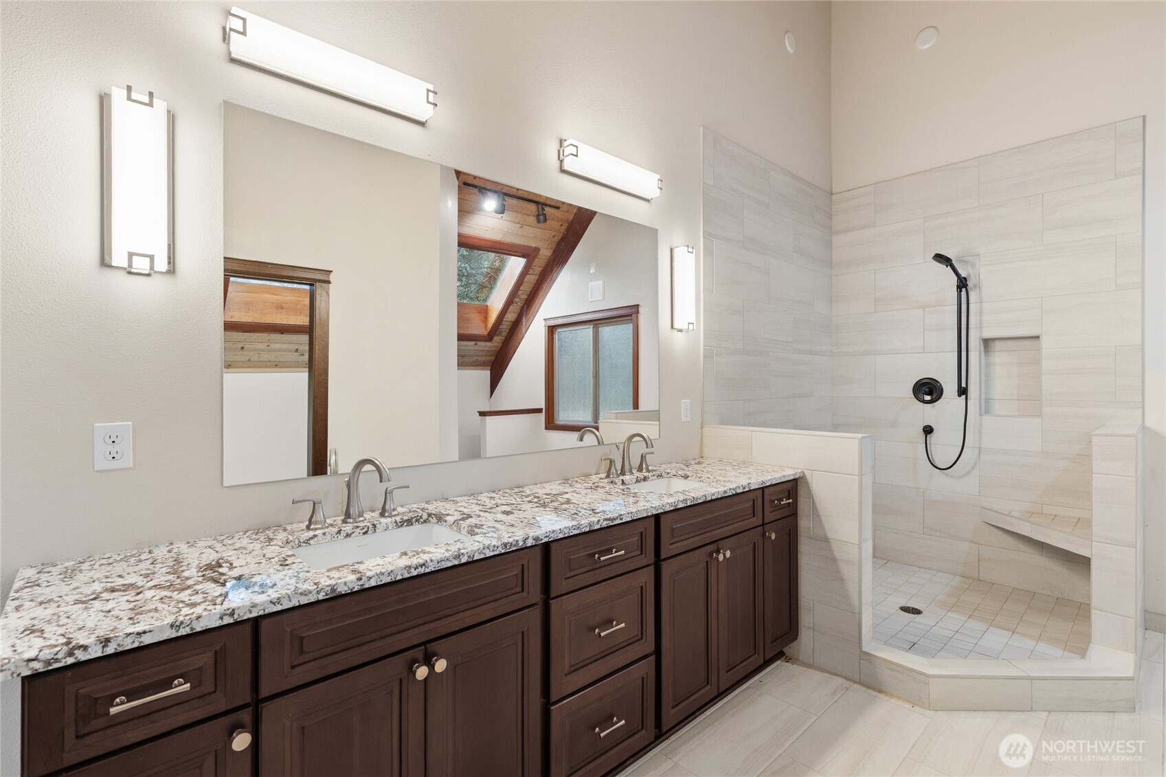 1105 14th Avenue , Fox Island, WA 98333