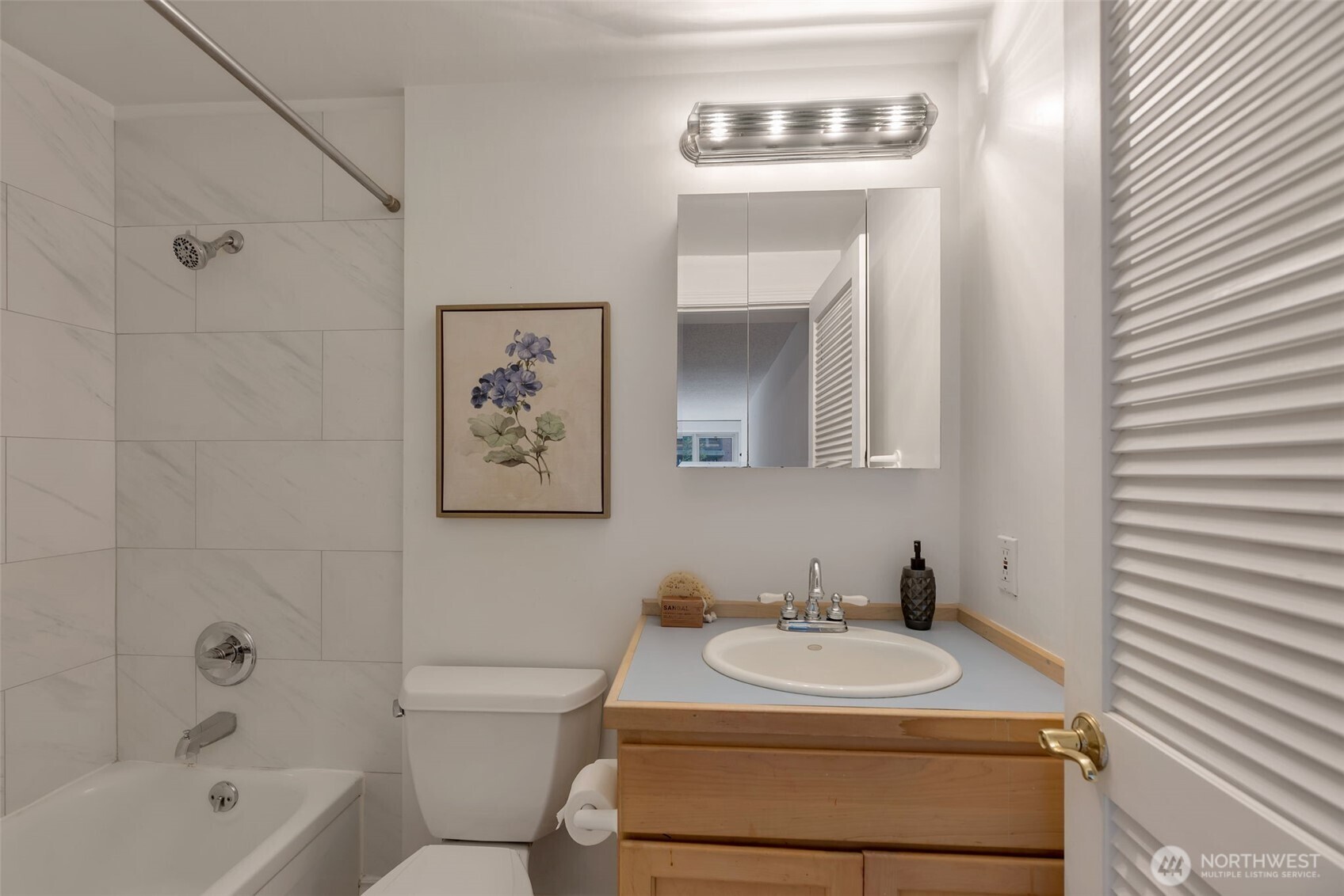 1000 Union Street N #110, Seattle, WA 98101-2699