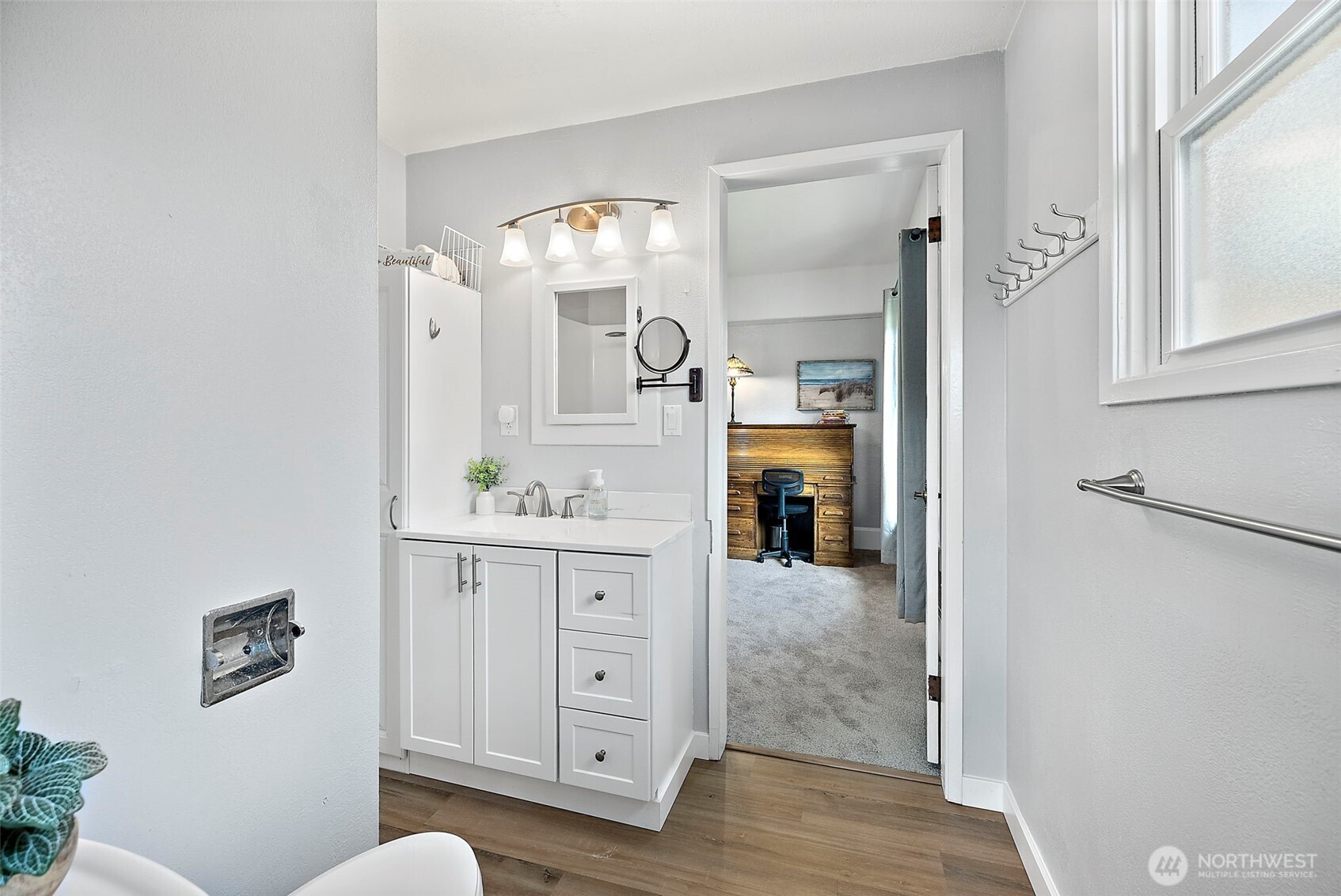 211 Calistoga Street E, Orting, WA 98360