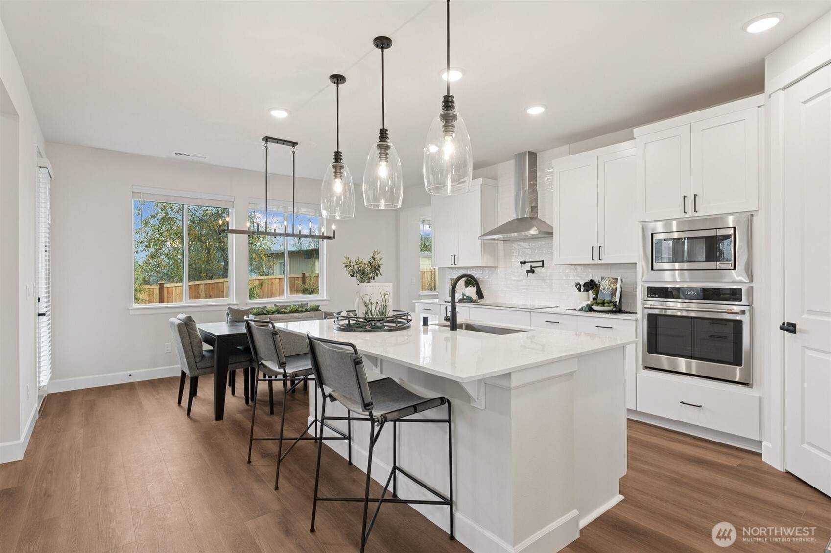 2220 Oak Court #1, Milton, WA 98354