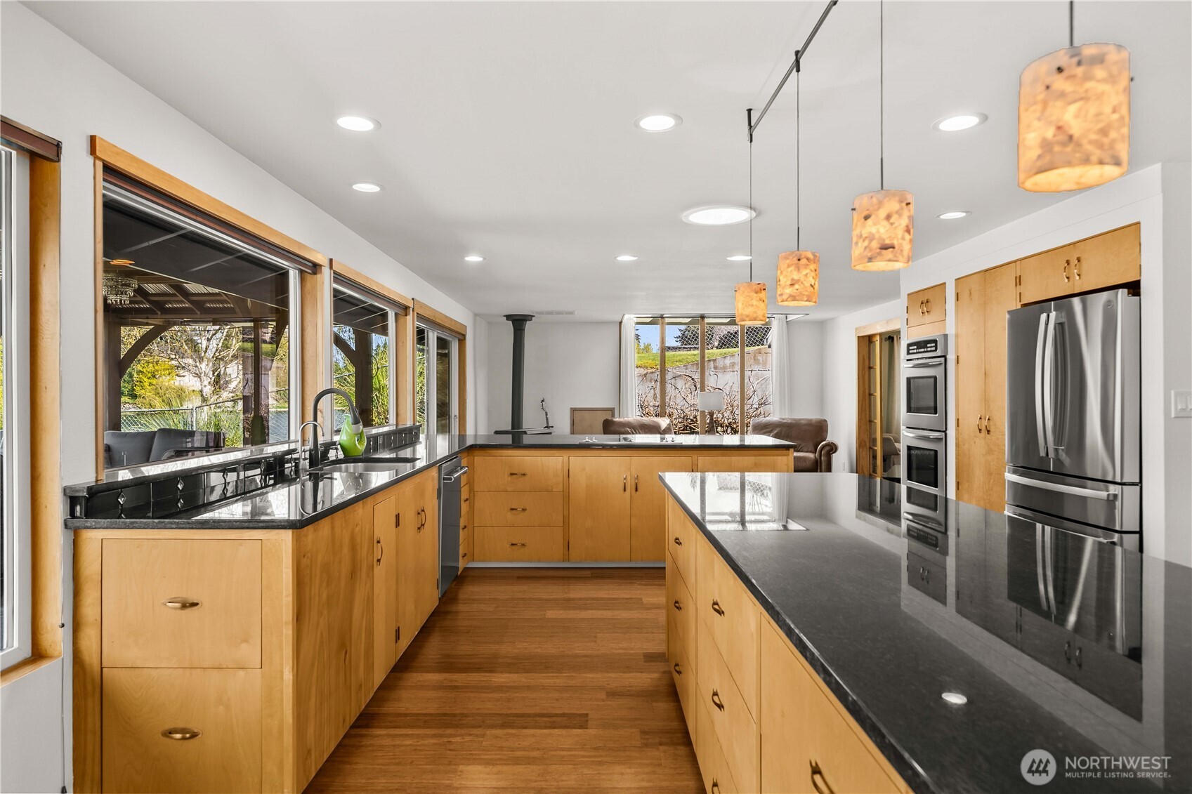 17219 33rd Street Ct E, Lake Tapps, WA 98391