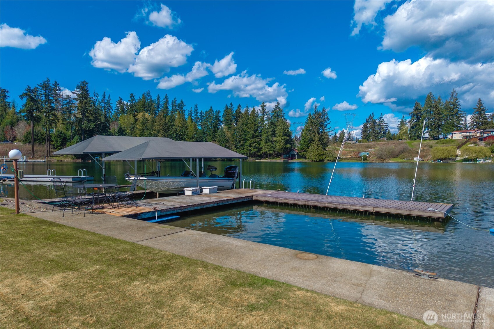 17219 33rd Street Ct E, Lake Tapps, WA 98391