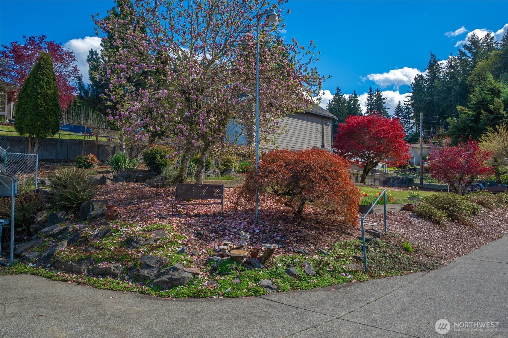 17219 33rd Street Ct E, Lake Tapps, WA 98391