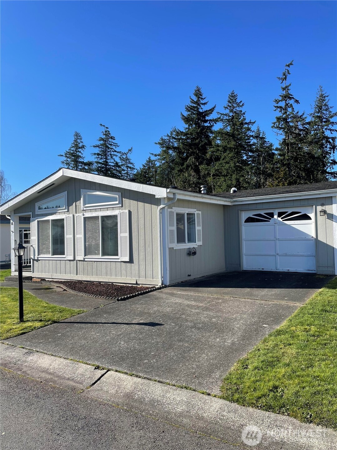 2610 E Section Street #16, Mount Vernon, WA 98274