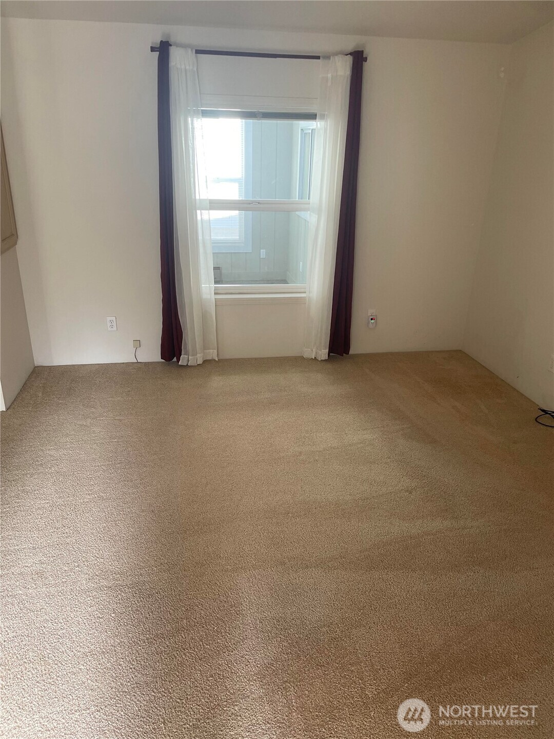 2610 E Section Street #16, Mount Vernon, WA 98274