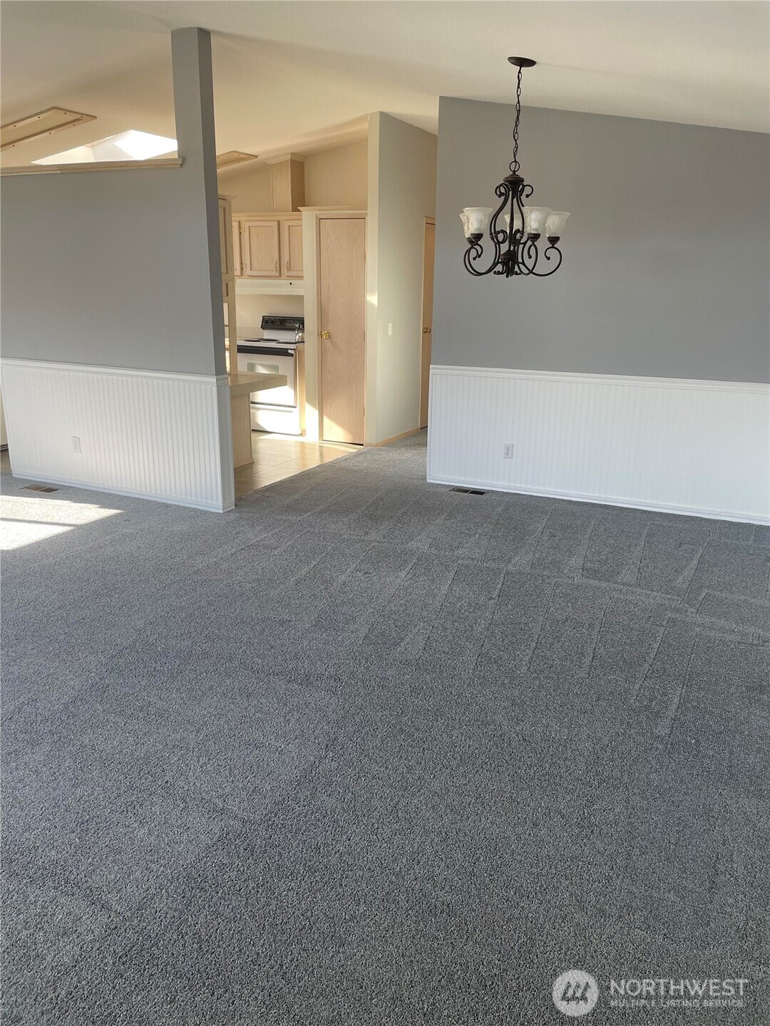 2610 E Section Street #16, Mount Vernon, WA 98274