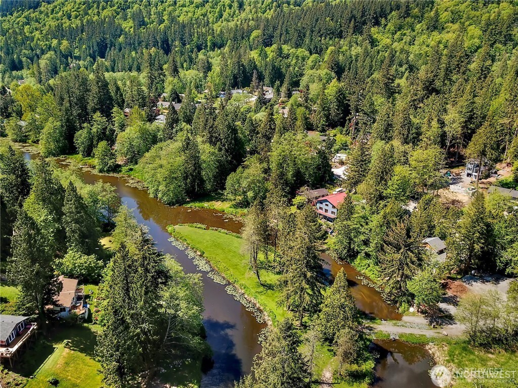 530 Rainbow Drive , Sedro Woolley, WA 98284
