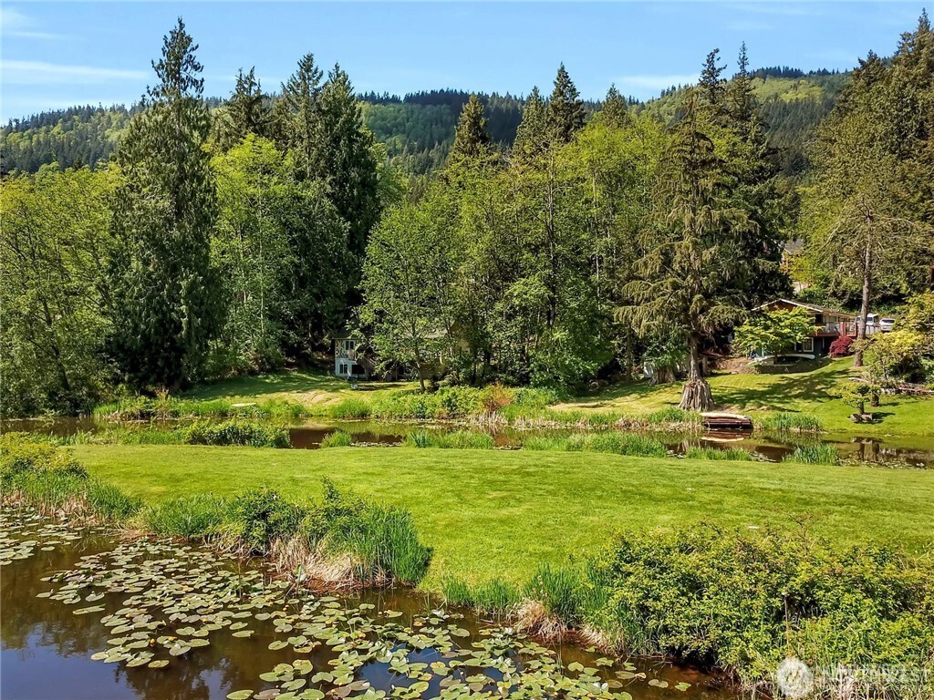 530 Rainbow Drive , Sedro Woolley, WA 98284