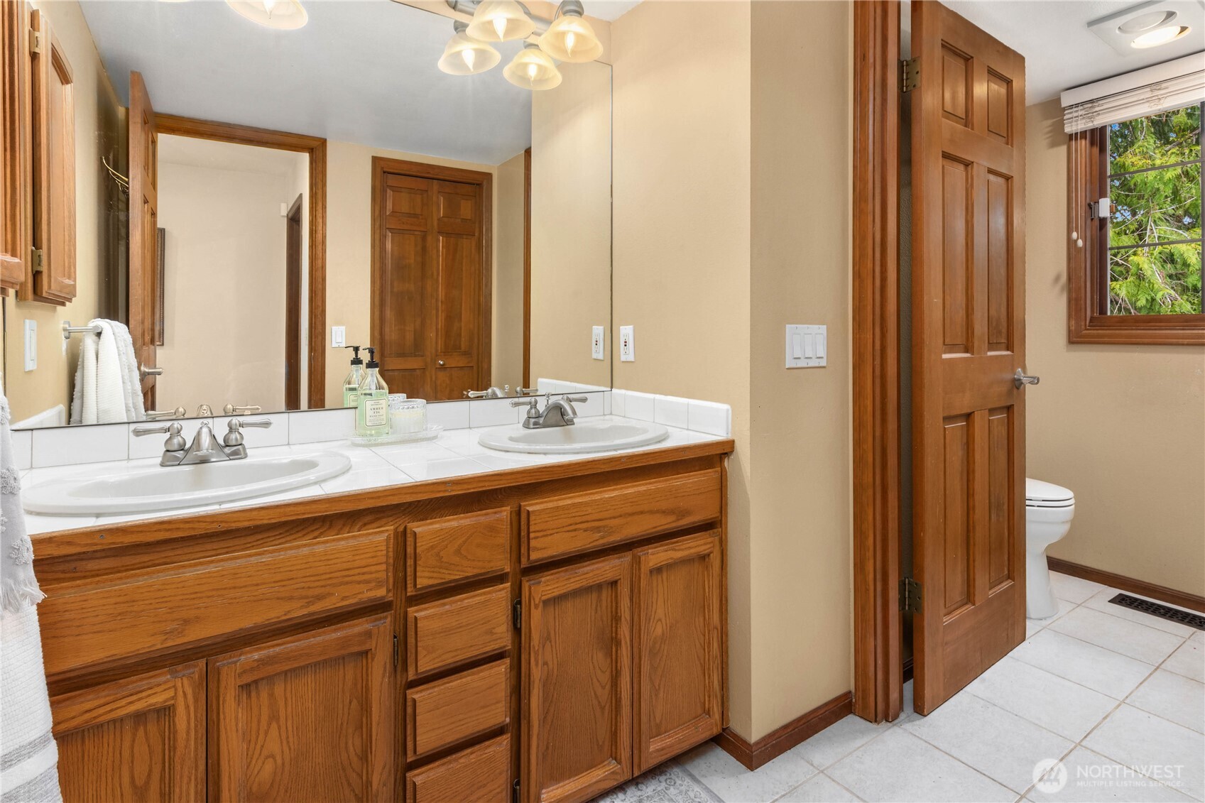17248 NE 125th Street , Redmond, WA 98052