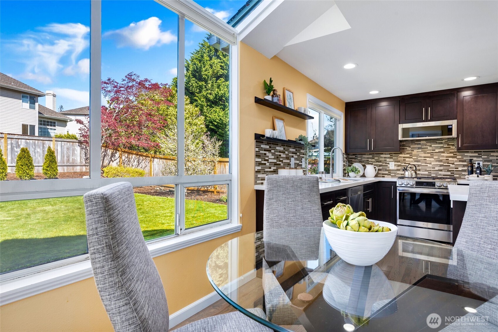 12726 52nd Place W, Mukilteo, WA 98275-5506