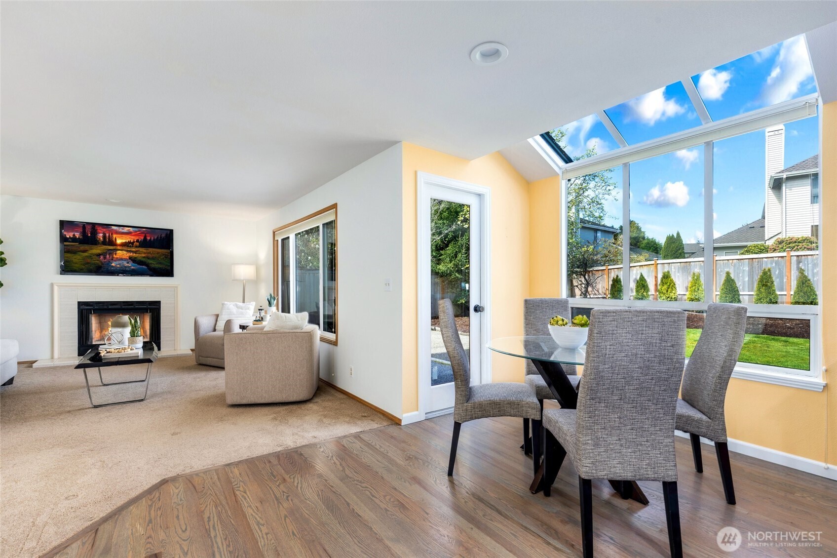 12726 52nd Place W, Mukilteo, WA 98275-5506