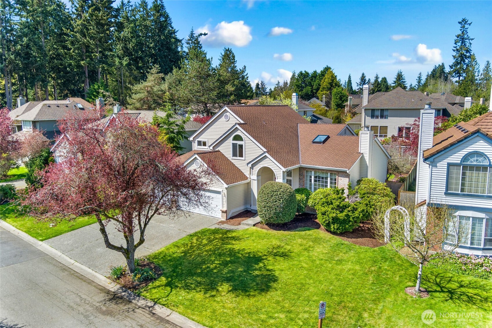 12726 52nd Place W, Mukilteo, WA 98275-5506