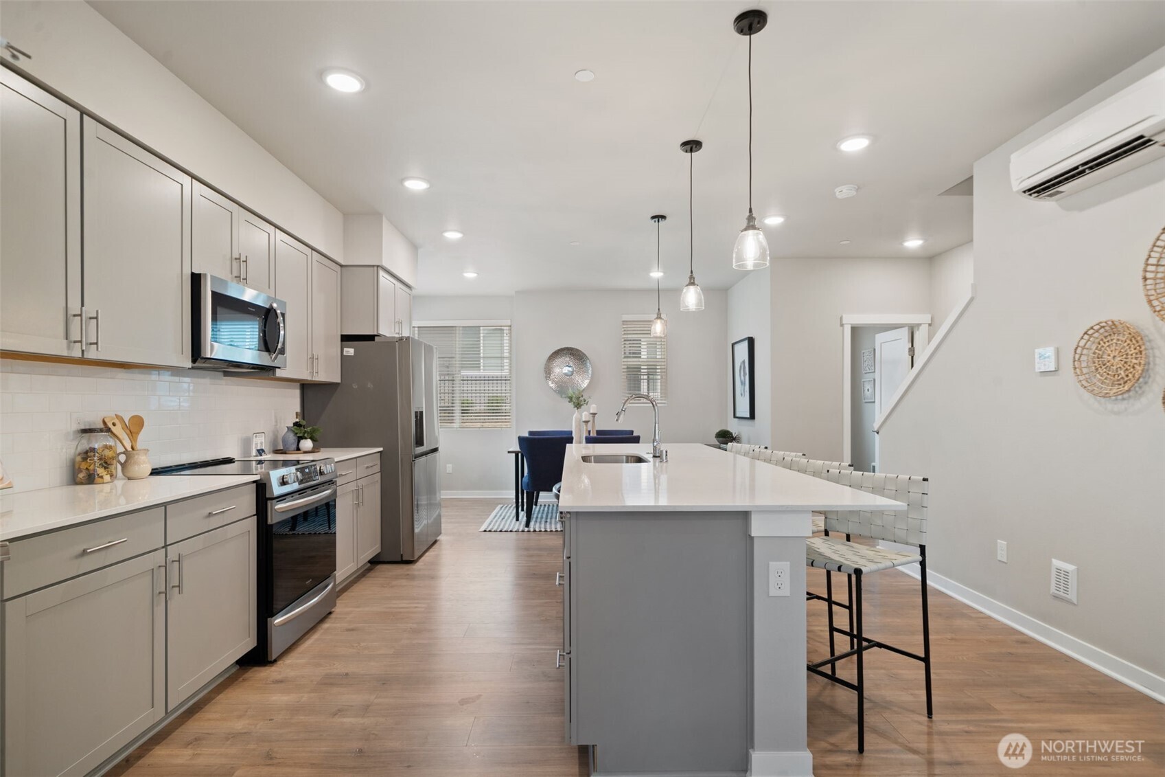 18829 67th Drive NE #6, Kenmore, WA 98028