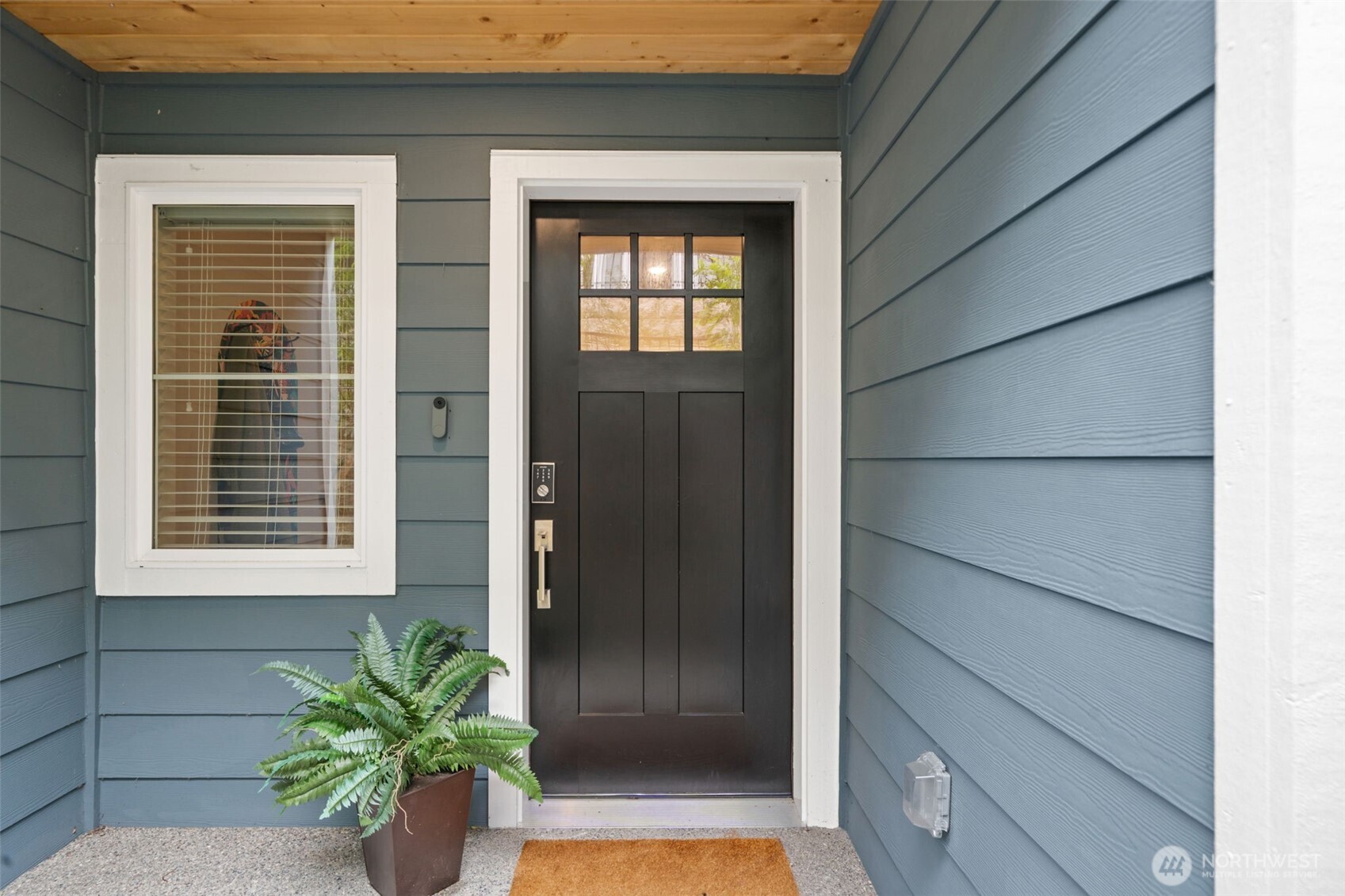 18829 67th Drive NE #6, Kenmore, WA 98028