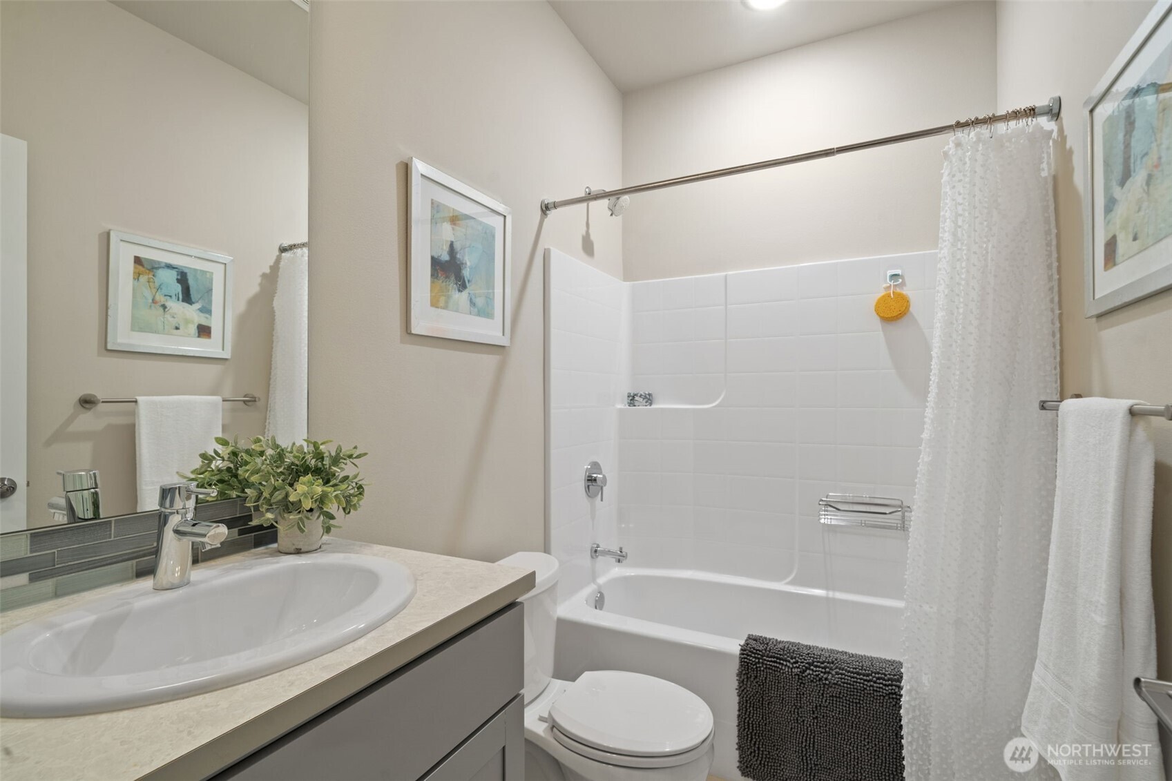 18829 67th Drive NE #6, Kenmore, WA 98028