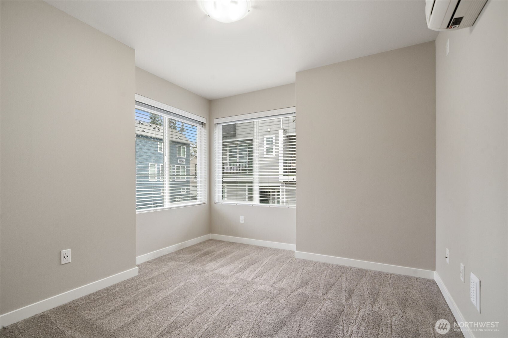 18829 67th Drive NE #6, Kenmore, WA 98028