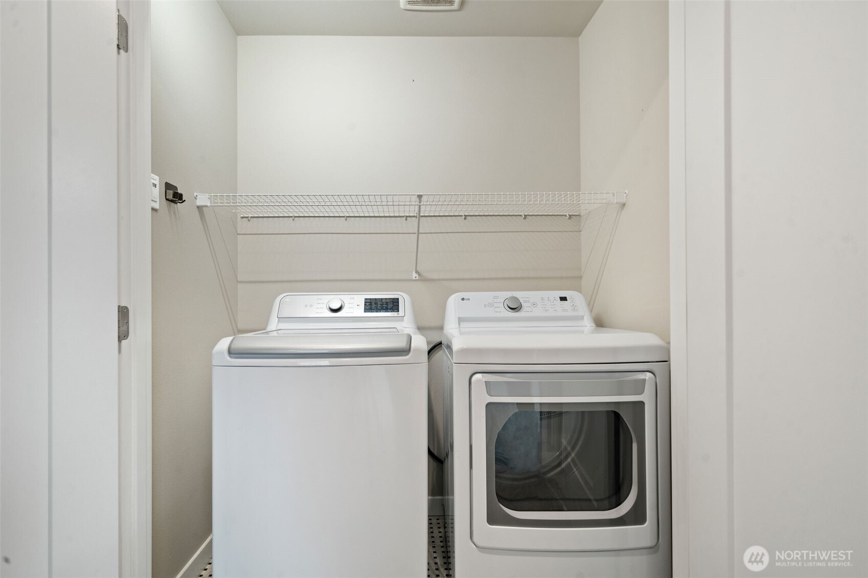 18829 67th Drive NE #6, Kenmore, WA 98028