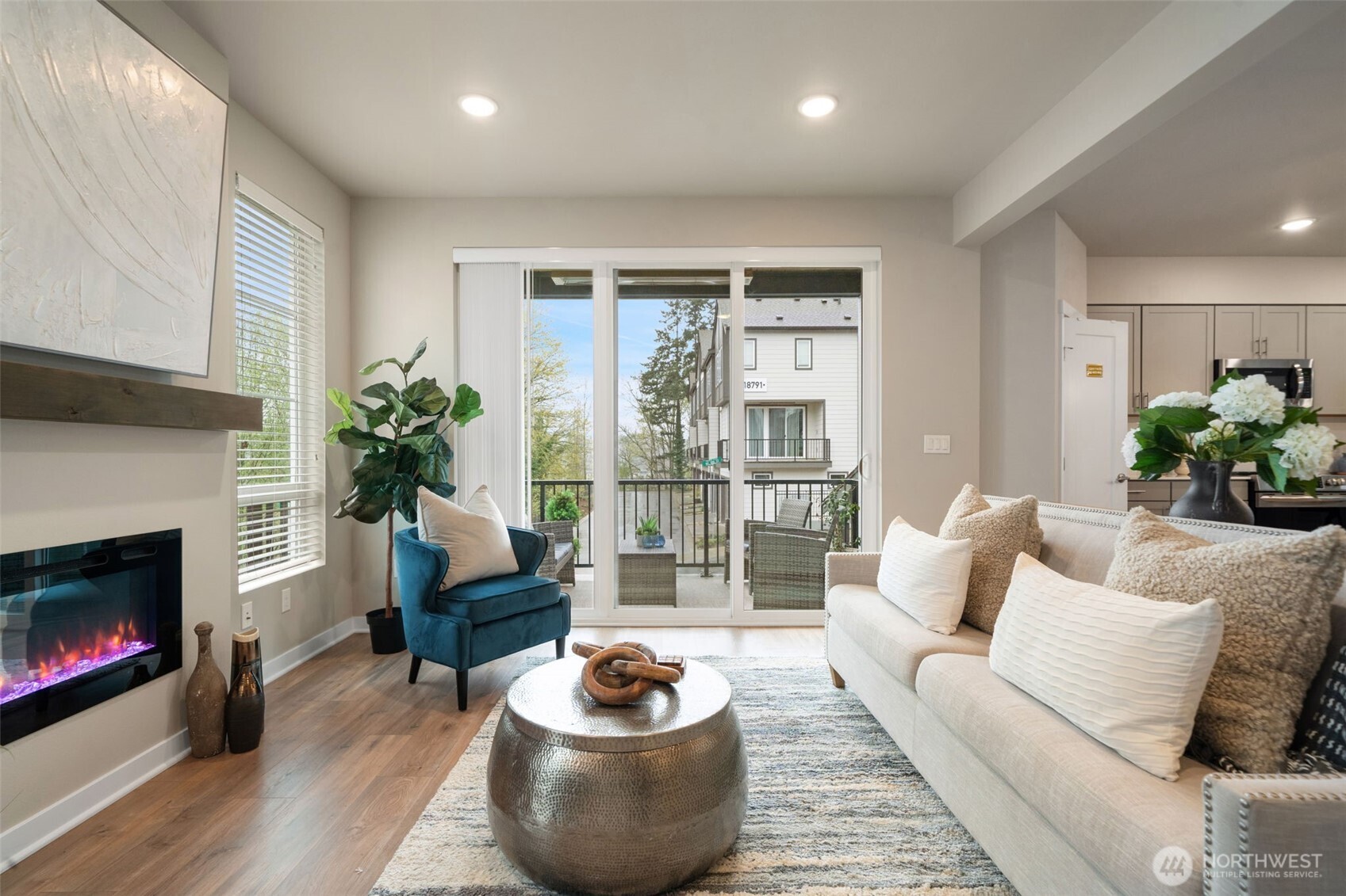 18829 67th Drive NE #6, Kenmore, WA 98028