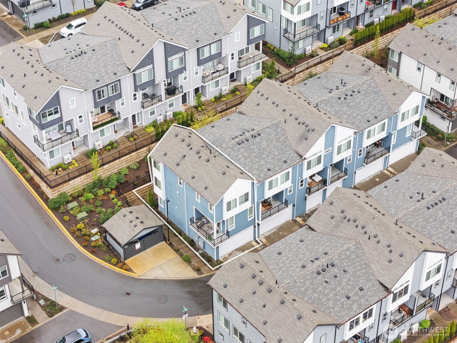 18829 67th Drive NE #6, Kenmore, WA 98028