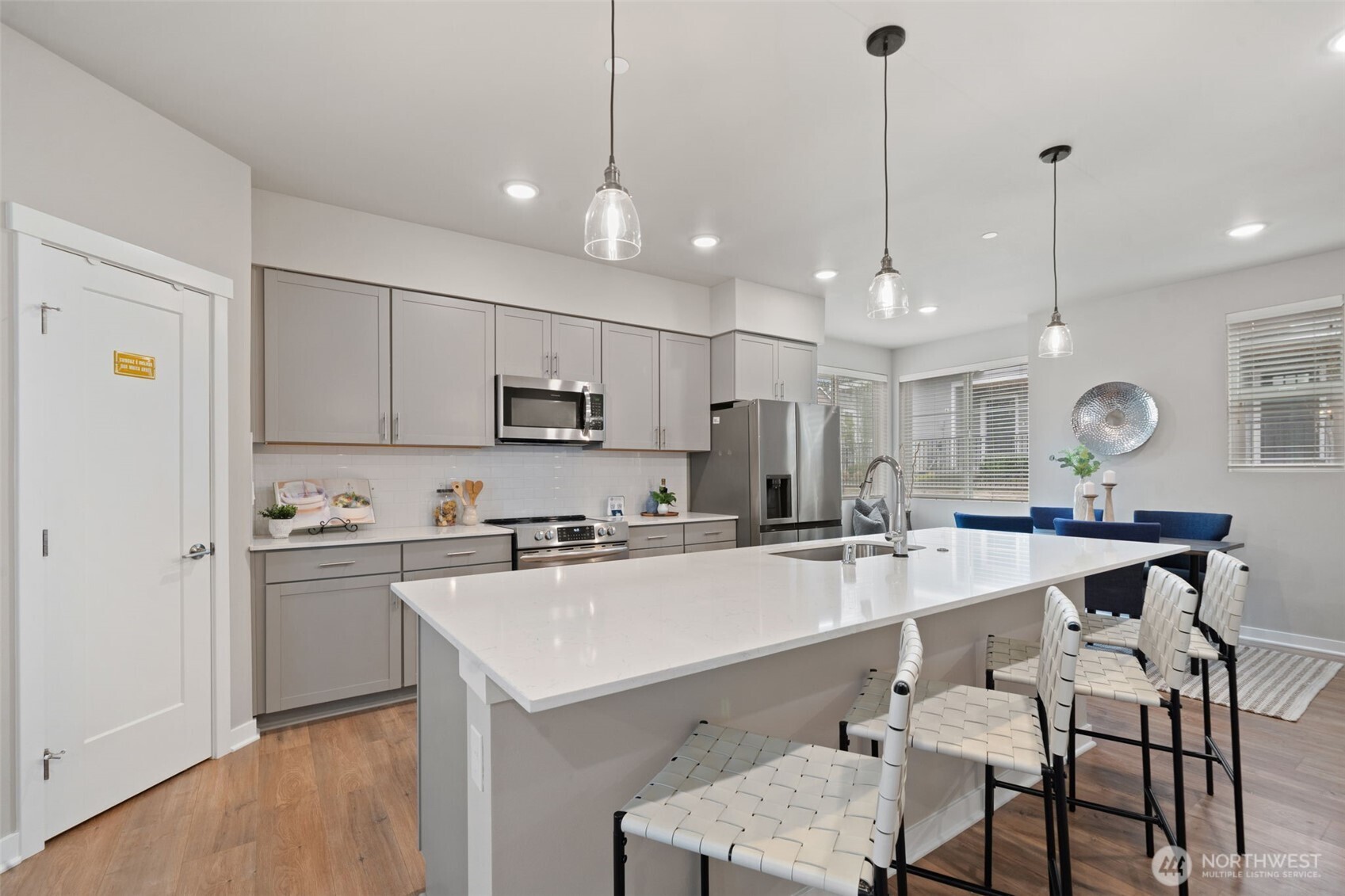 18829 67th Drive NE #6, Kenmore, WA 98028