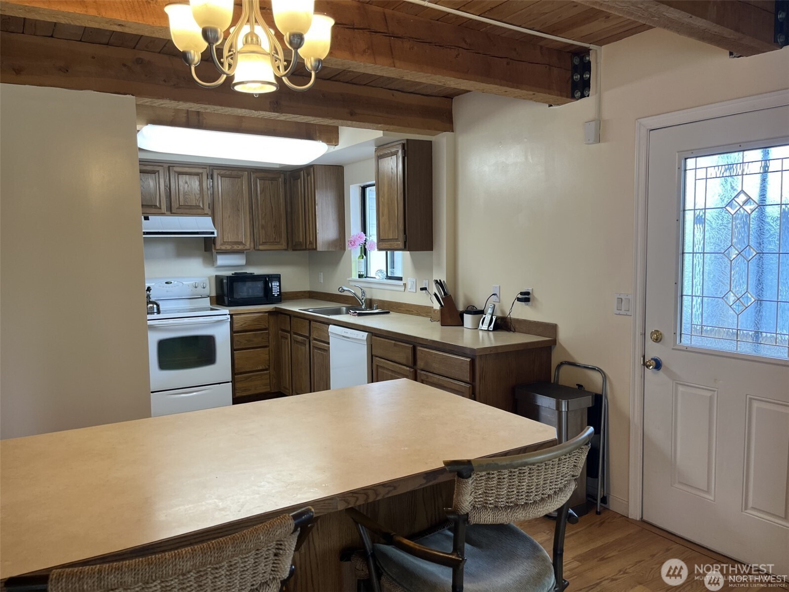 742 SW Chukar Place , Quincy, WA 98848