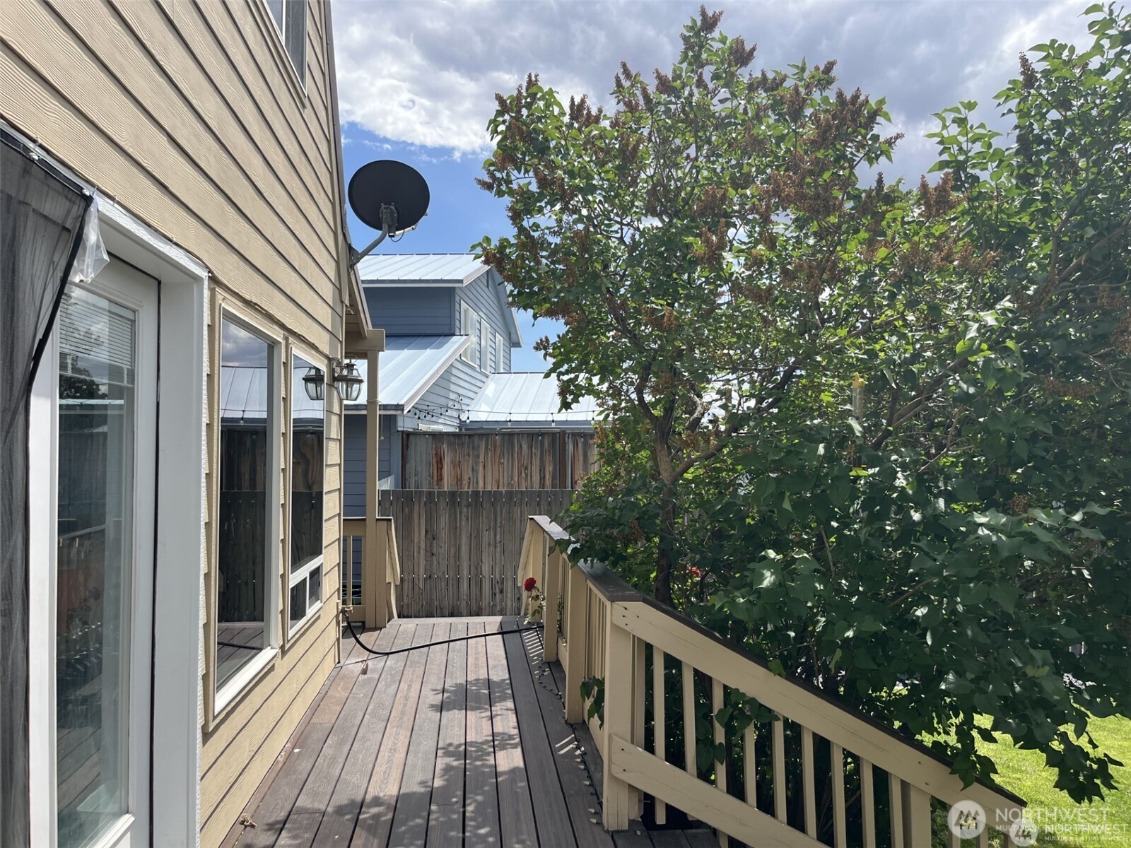 742 SW Chukar Place , Quincy, WA 98848