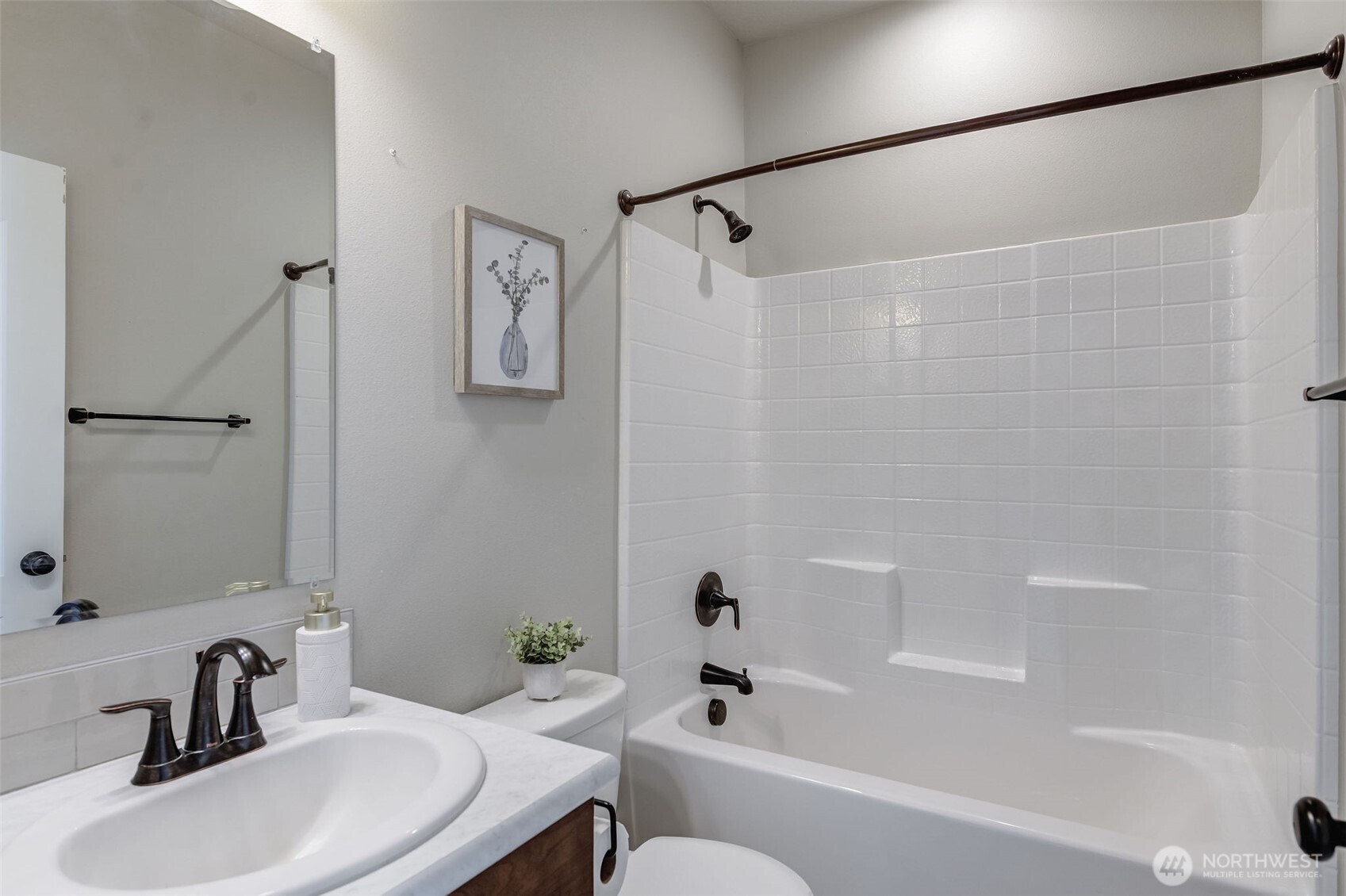 415 SW R Street , Quincy, WA 98848