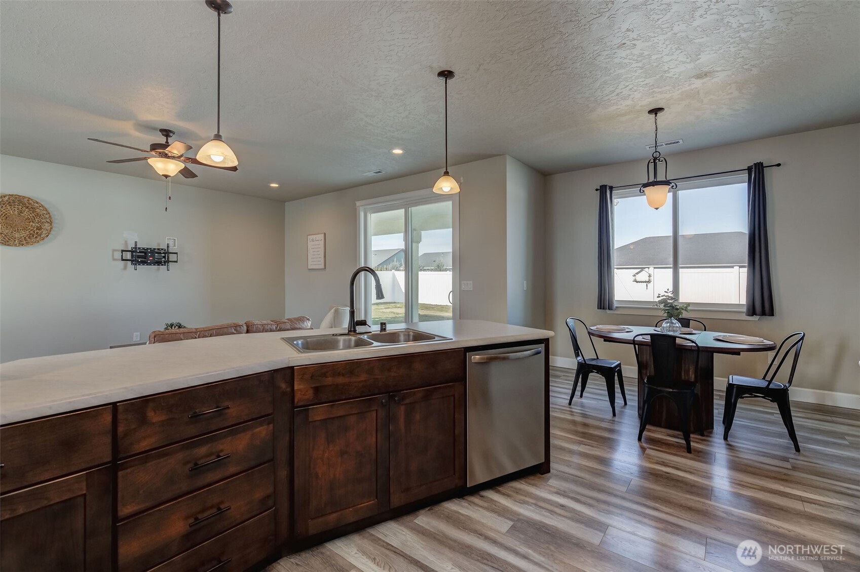 415 SW R Street , Quincy, WA 98848