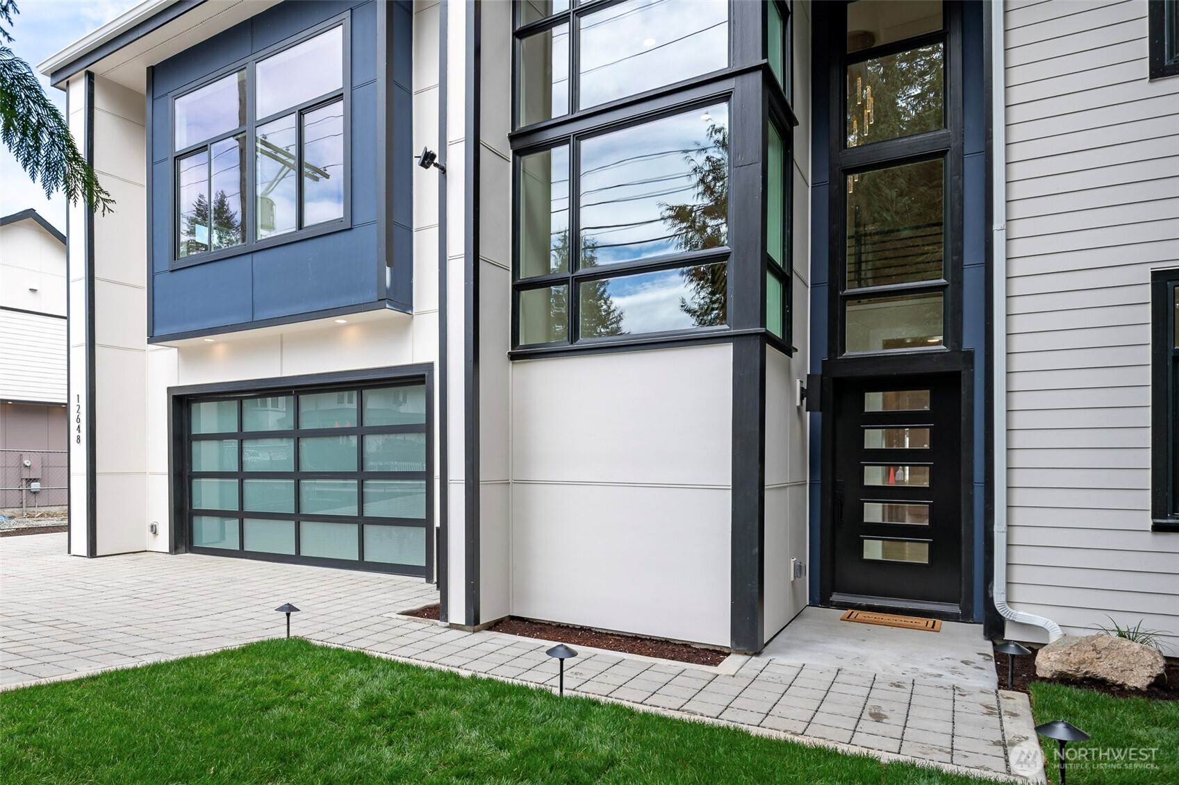 12648 NE 80th Street , Kirkland, WA 98033