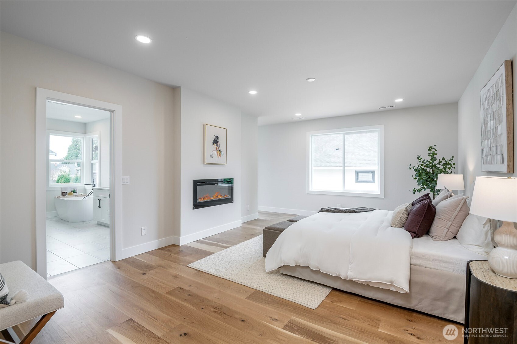 12648 NE 80th Street , Kirkland, WA 98033