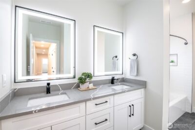 12648 NE 80th Street , Kirkland, WA 98033 - Photo 31