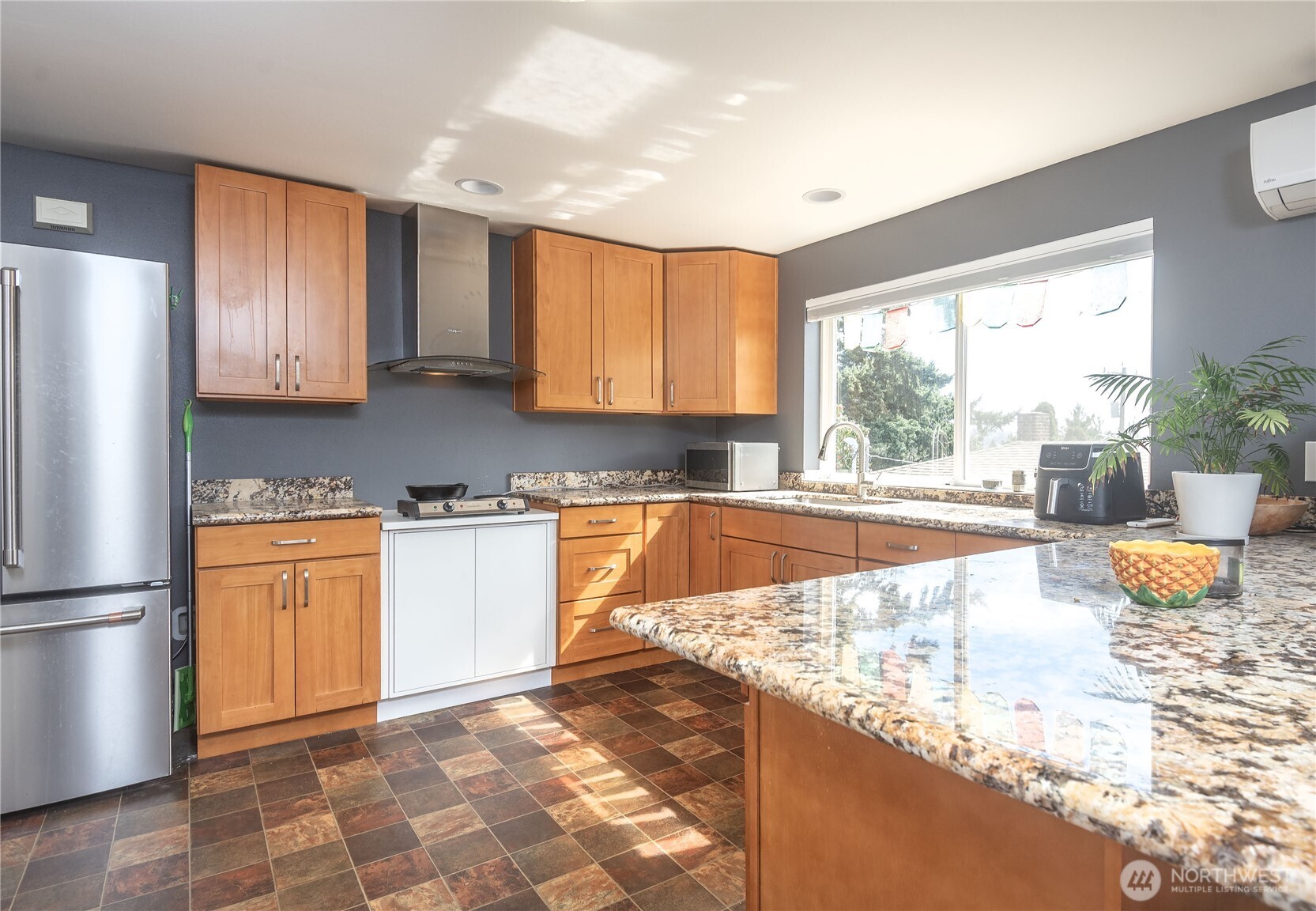 4258 N Whitman Avenue , Seattle, WA 98103
