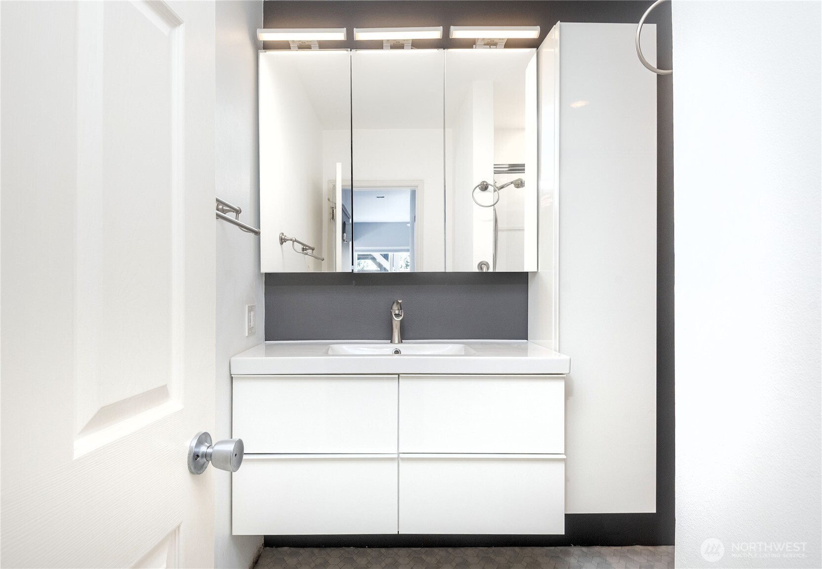 4258 N Whitman Avenue , Seattle, WA 98103