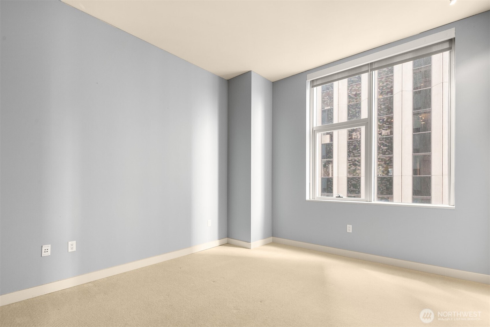 909 5th Avenue #1100, Seattle, WA 98164