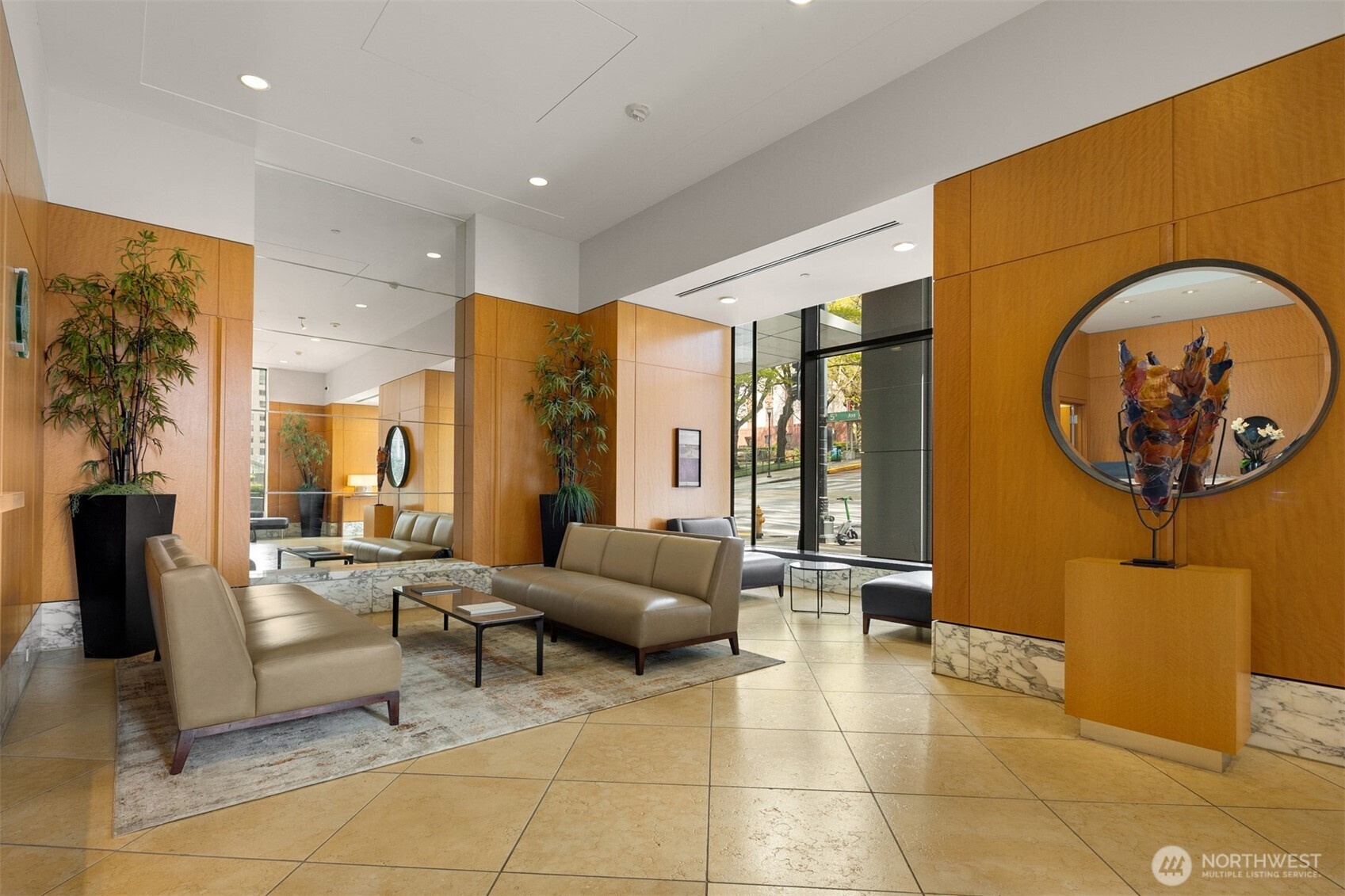 909 5th Avenue #1100, Seattle, WA 98164