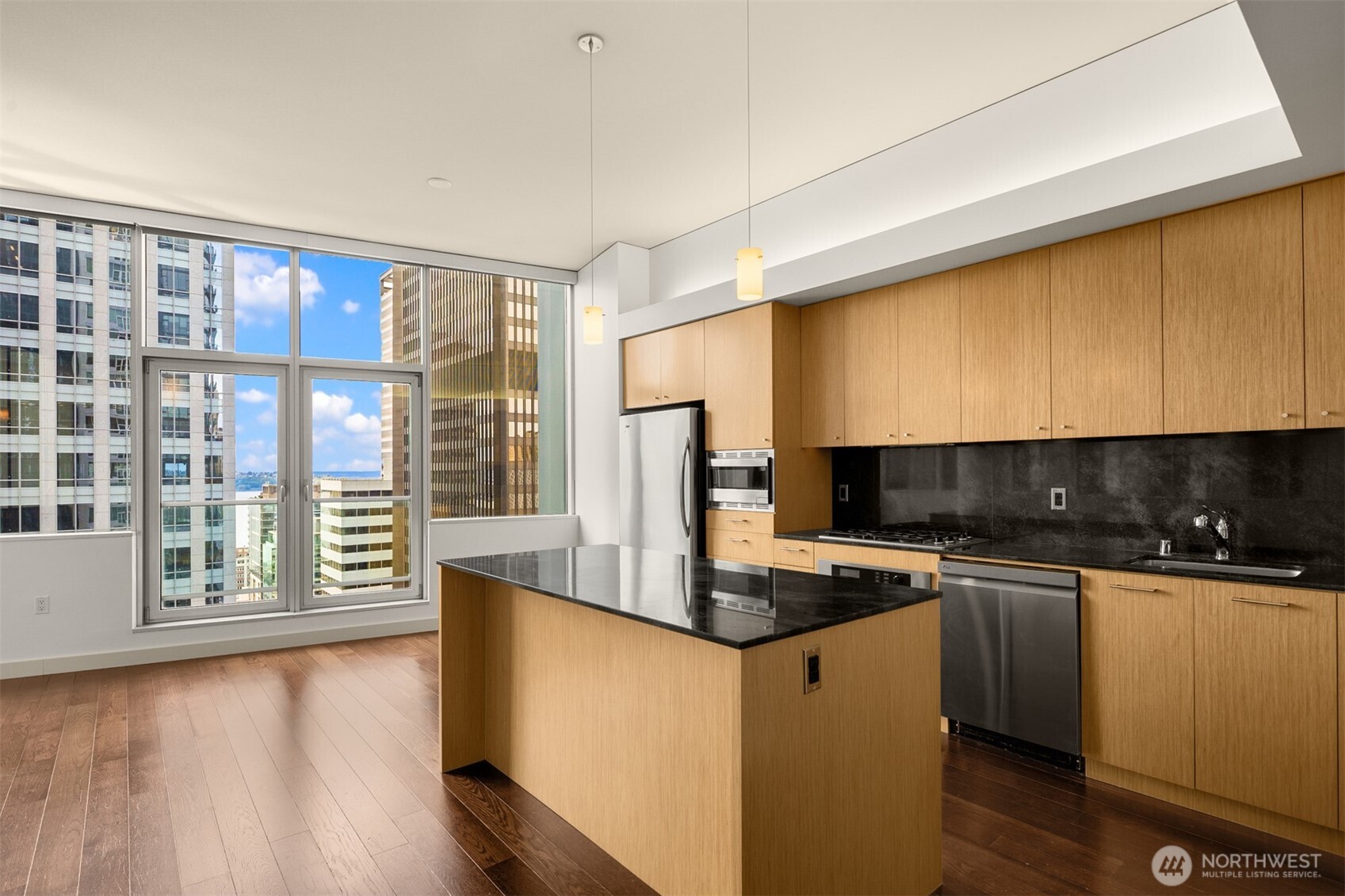 909 5th Avenue #1100, Seattle, WA 98164